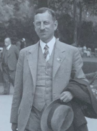 Datei:N21.08 portrait 1936.jpg